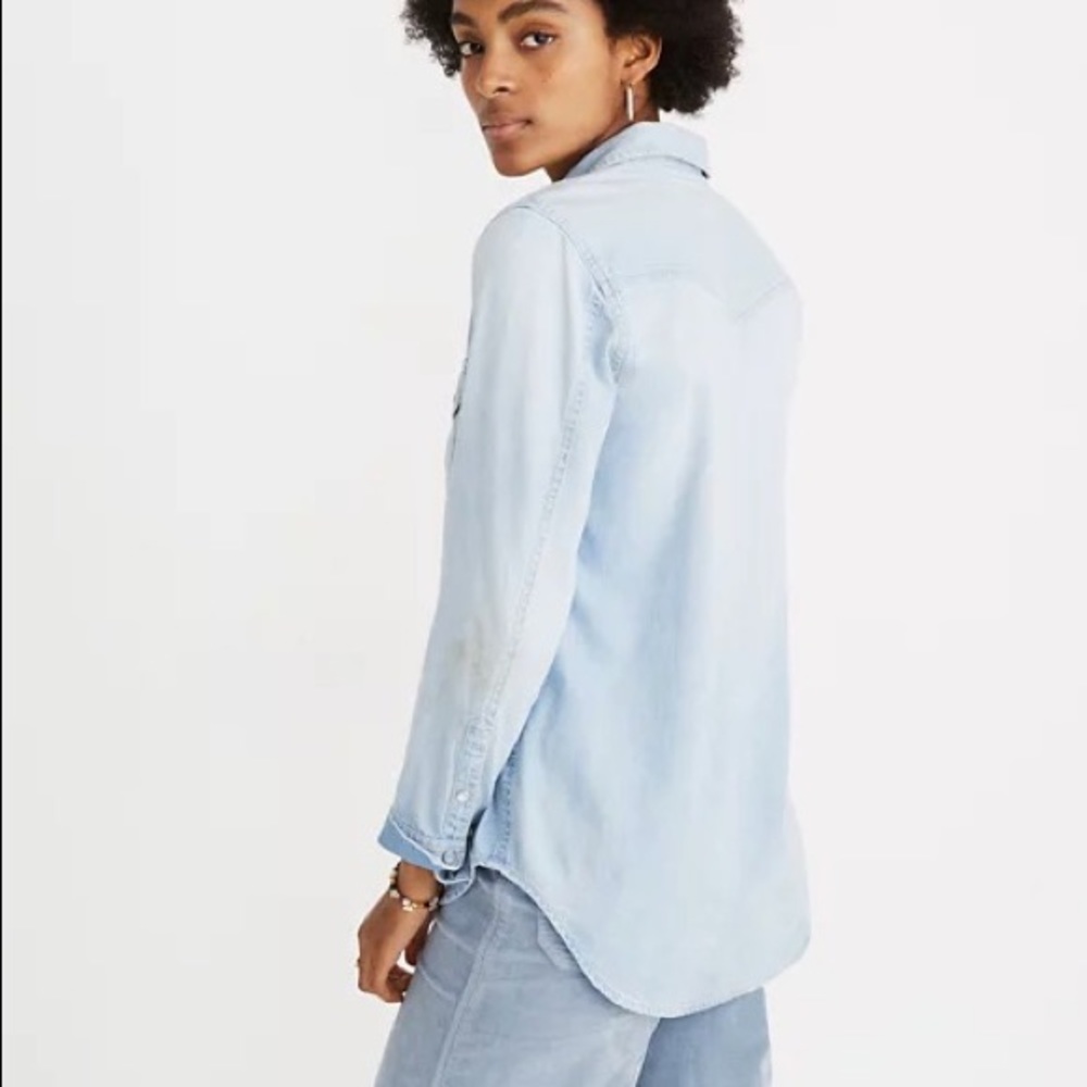 Madewell Light Blue Button Down Shirt - Picture 2 of 15